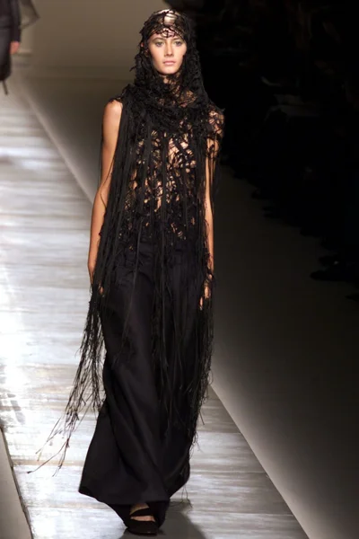 Look 12